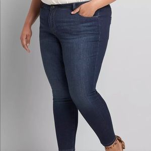 Dark wash skinny jeans